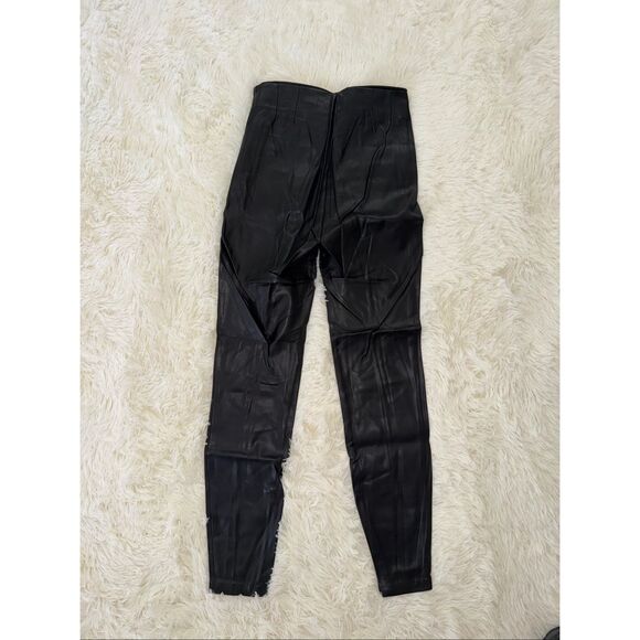 Size XS black leather leggings - Picture 3 of 3